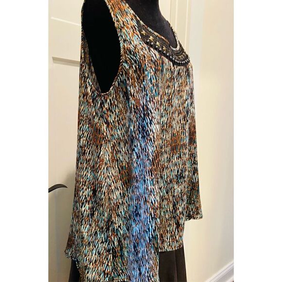 Notations Women's Sleeveless, Scoop Neck with Embellishments Large Animal Print- - Picture 2 of 4